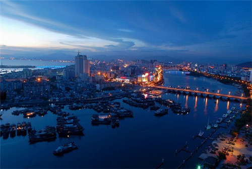 九州香汤包加盟费多少，九州食府