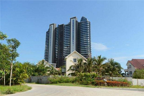 封丘县开小吃加盟后期回报大吗，在封丘县加盟麦格热狗哪个地段客源多